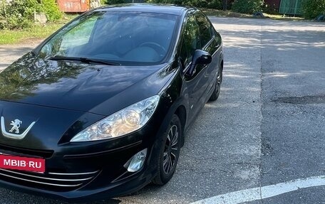 Peugeot 408 I рестайлинг, 2015 год, 800 000 рублей, 1 фотография