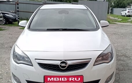 Opel Astra J, 2011 год, 6 фотография