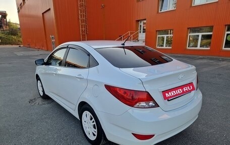 Hyundai Solaris II рестайлинг, 2012 год, 860 000 рублей, 19 фотография