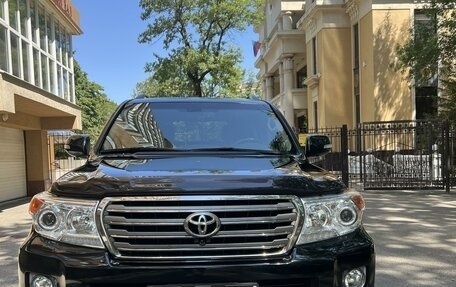 Toyota Land Cruiser 200, 2015 год, 4 550 000 рублей, 5 фотография