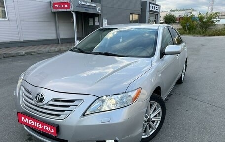 Toyota Camry, 2006 год, 900 000 рублей, 1 фотография