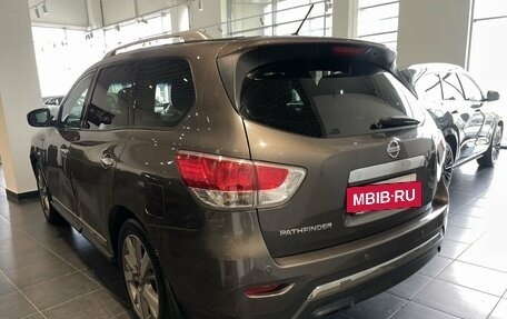 Nissan Pathfinder, 2016 год, 1 680 000 рублей, 8 фотография