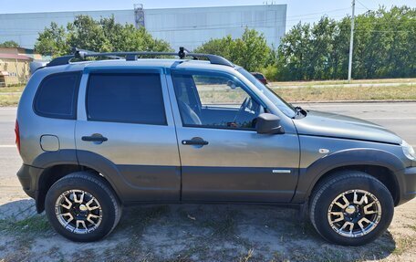 Chevrolet Niva I рестайлинг, 2012 год, 660 000 рублей, 2 фотография