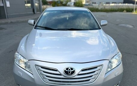 Toyota Camry, 2006 год, 900 000 рублей, 4 фотография