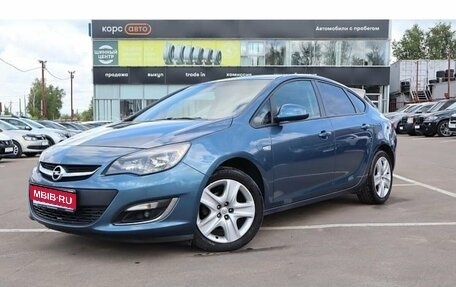 Opel Astra J, 2012 год, 1 фотография