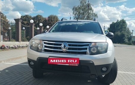 Renault Duster I рестайлинг, 2013 год, 1 050 000 рублей, 4 фотография