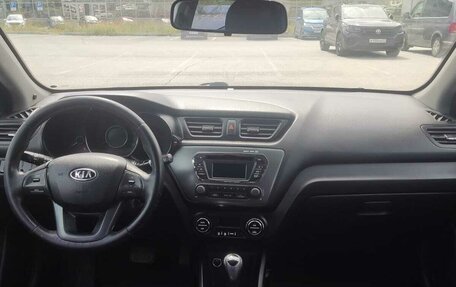 KIA Rio III рестайлинг, 2011 год, 760 000 рублей, 9 фотография