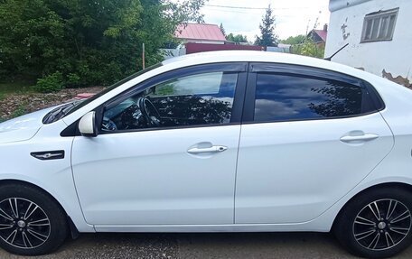 KIA Rio III рестайлинг, 2014 год, 980 000 рублей, 5 фотография