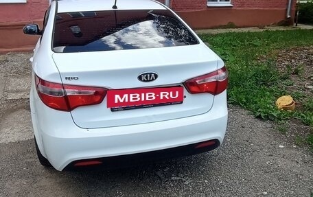 KIA Rio III рестайлинг, 2014 год, 980 000 рублей, 4 фотография