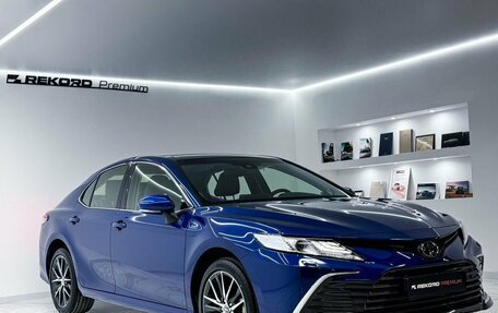 Toyota Camry, 2023 год, 5 880 000 рублей, 10 фотография