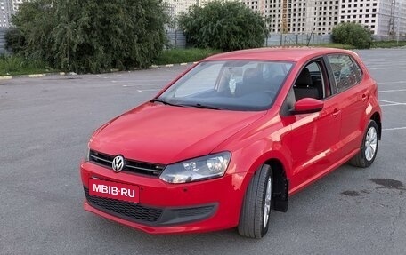 Volkswagen Polo VI (EU Market), 2010 год, 940 000 рублей, 1 фотография