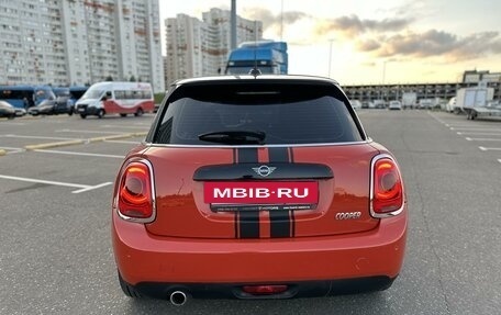 MINI Hatch, 2018 год, 1 550 000 рублей, 13 фотография