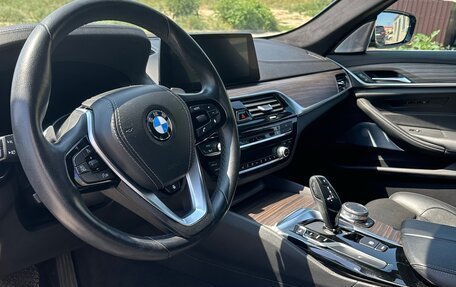 BMW 5 серия, 2019 год, 3 790 000 рублей, 8 фотография