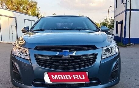 Chevrolet Cruze II, 2013 год, 950 000 рублей, 3 фотография