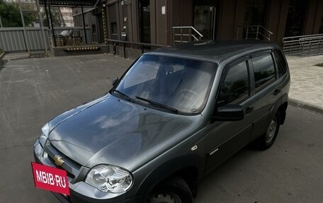 Chevrolet Niva I рестайлинг, 2014 год, 720 000 рублей, 3 фотография