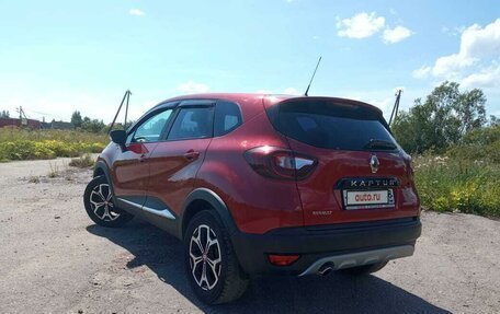 Renault Kaptur I рестайлинг, 2018 год, 1 400 000 рублей, 4 фотография