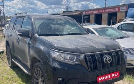 Toyota Land Cruiser Prado 150 рестайлинг 2, 2021 год, 5 900 000 рублей, 1 фотография