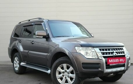 Mitsubishi Pajero IV, 2014 год, 2 309 000 рублей, 3 фотография