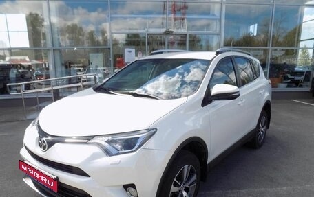 Toyota RAV4, 2017 год, 2 247 000 рублей, 1 фотография