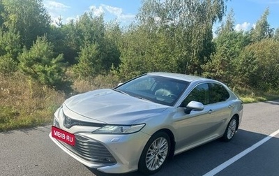 Toyota Camry, 2019 год, 3 330 000 рублей, 1 фотография