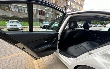 BMW 3 серия, 2013 год, 1 770 000 рублей, 23 фотография