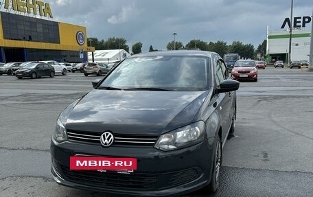 Volkswagen Polo VI (EU Market), 2013 год, 1 020 000 рублей, 2 фотография