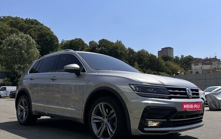 Volkswagen Tiguan II, 2019 год, 3 550 000 рублей, 3 фотография