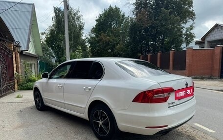 Skoda Superb III рестайлинг, 2013 год, 980 000 рублей, 7 фотография