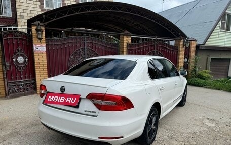 Skoda Superb III рестайлинг, 2013 год, 980 000 рублей, 9 фотография