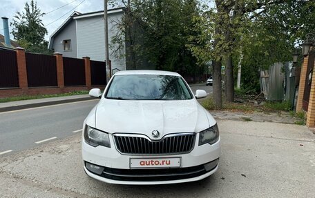 Skoda Superb III рестайлинг, 2013 год, 980 000 рублей, 2 фотография