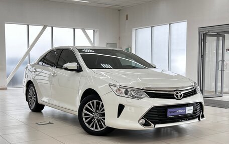 Toyota Camry, 2017 год, 2 460 000 рублей, 3 фотография