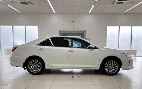 Toyota Camry, 2017 год, 2 460 000 рублей, 8 фотография