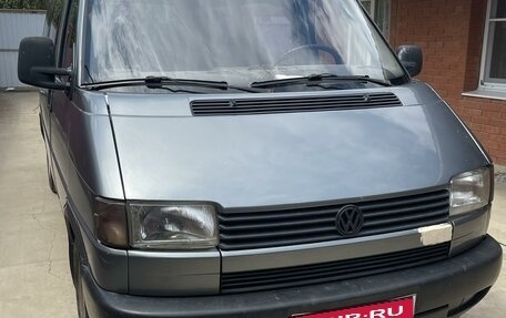 Volkswagen Transporter T4, 1993 год, 650 000 рублей, 1 фотография