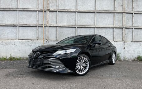 Toyota Camry, 2019 год, 3 550 000 рублей, 2 фотография