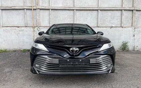 Toyota Camry, 2019 год, 3 550 000 рублей, 6 фотография