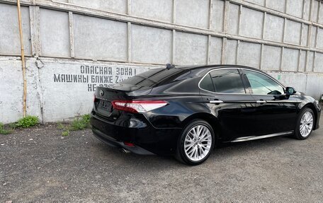 Toyota Camry, 2019 год, 3 550 000 рублей, 11 фотография