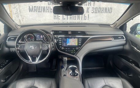 Toyota Camry, 2019 год, 3 550 000 рублей, 16 фотография