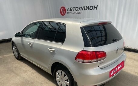 Volkswagen Golf VI, 2010 год, 950 000 рублей, 3 фотография