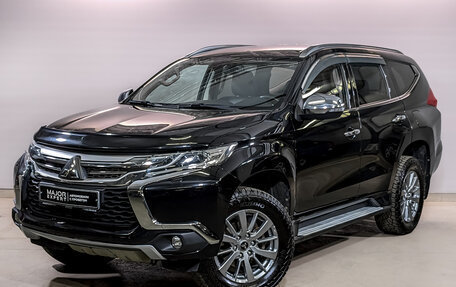 Mitsubishi Pajero Sport III рестайлинг, 2019 год, 3 425 000 рублей, 1 фотография