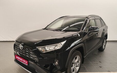 Toyota RAV4, 2023 год, 4 249 000 рублей, 1 фотография