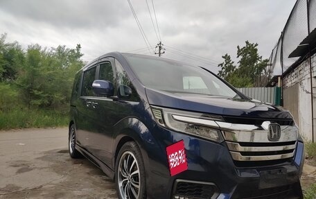 Honda Stepwgn IV, 2018 год, 2 600 000 рублей, 3 фотография