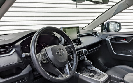 Toyota RAV4, 2021 год, 4 090 000 рублей, 16 фотография