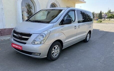 Hyundai H-1 II рестайлинг, 2008 год, 1 фотография