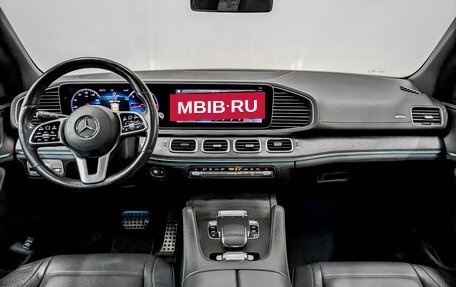 Mercedes-Benz GLS, 2019 год, 8 800 000 рублей, 14 фотография