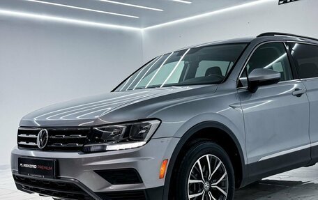 Volkswagen Tiguan II, 2019 год, 3 000 000 рублей, 3 фотография