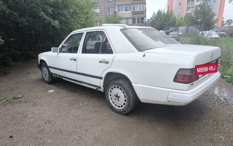 Mercedes-Benz W124, 1988 год, 2 фотография