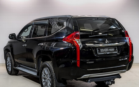 Mitsubishi Pajero Sport III рестайлинг, 2019 год, 3 425 000 рублей, 7 фотография