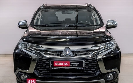 Mitsubishi Pajero Sport III рестайлинг, 2019 год, 3 425 000 рублей, 2 фотография