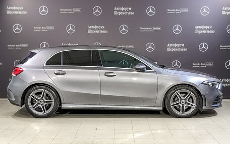 Mercedes-Benz A-Класс, 2021 год, 3 620 000 рублей, 4 фотография