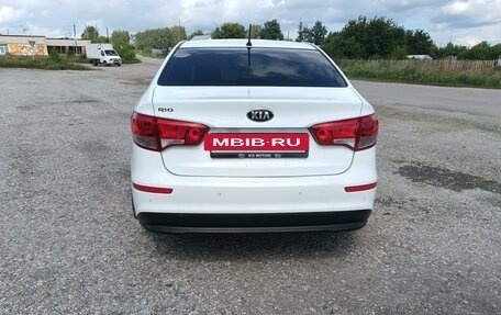 KIA Rio III рестайлинг, 2016 год, 6 фотография